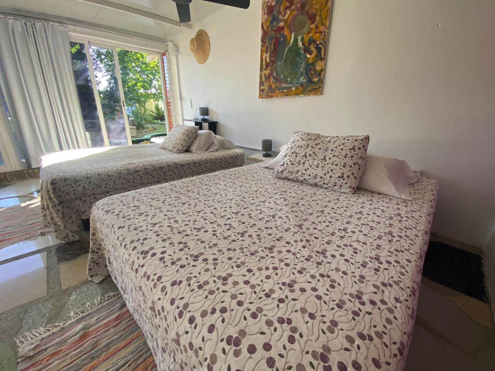 Jacaranda Homestay Cadiz